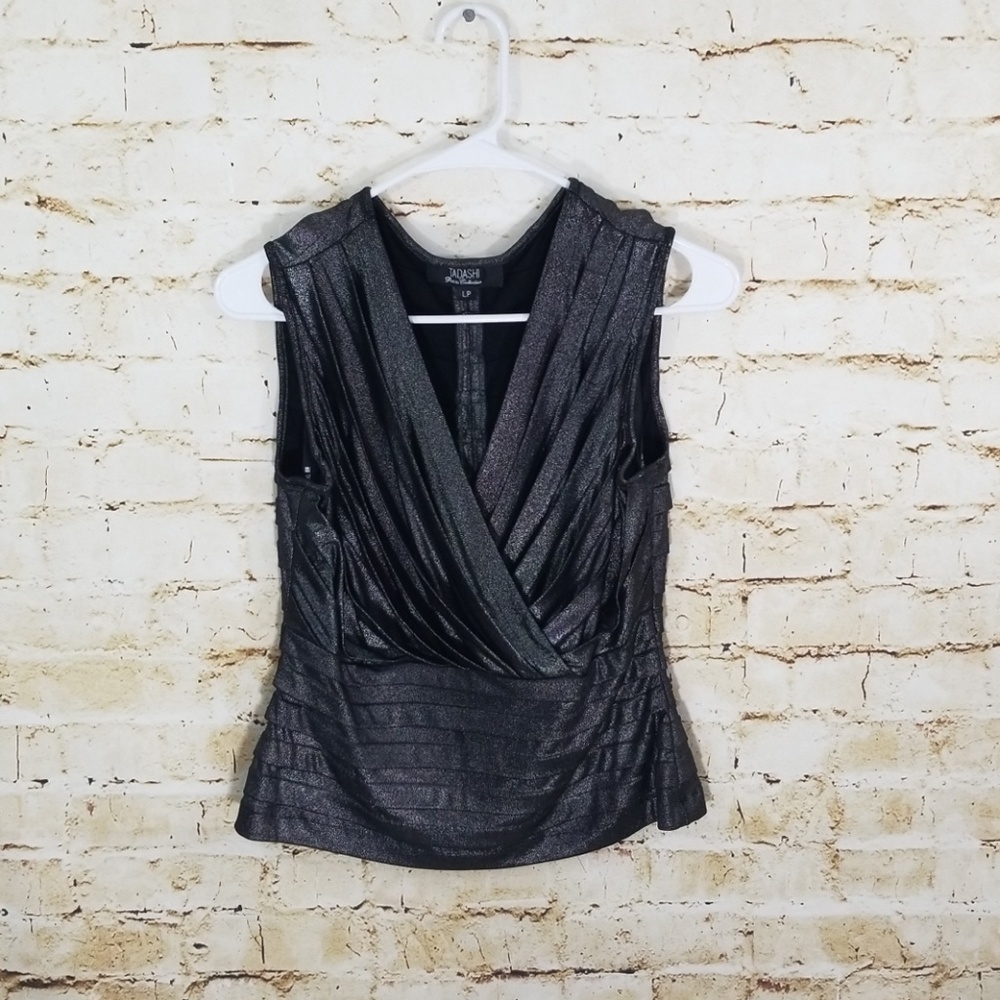 TADASHI Collection Sleeveless Vneck Blouse Size LP